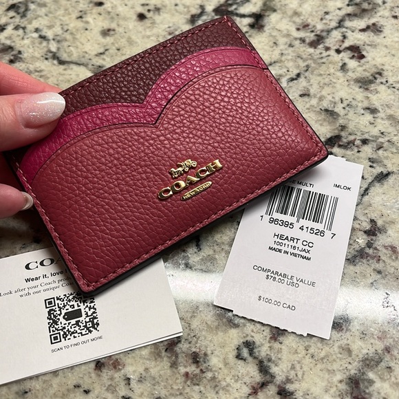 Coach Heart Card Case NWT - Picture 5 of 6